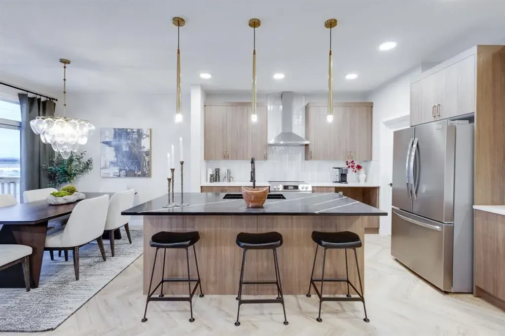 104 Sundown Crescent
