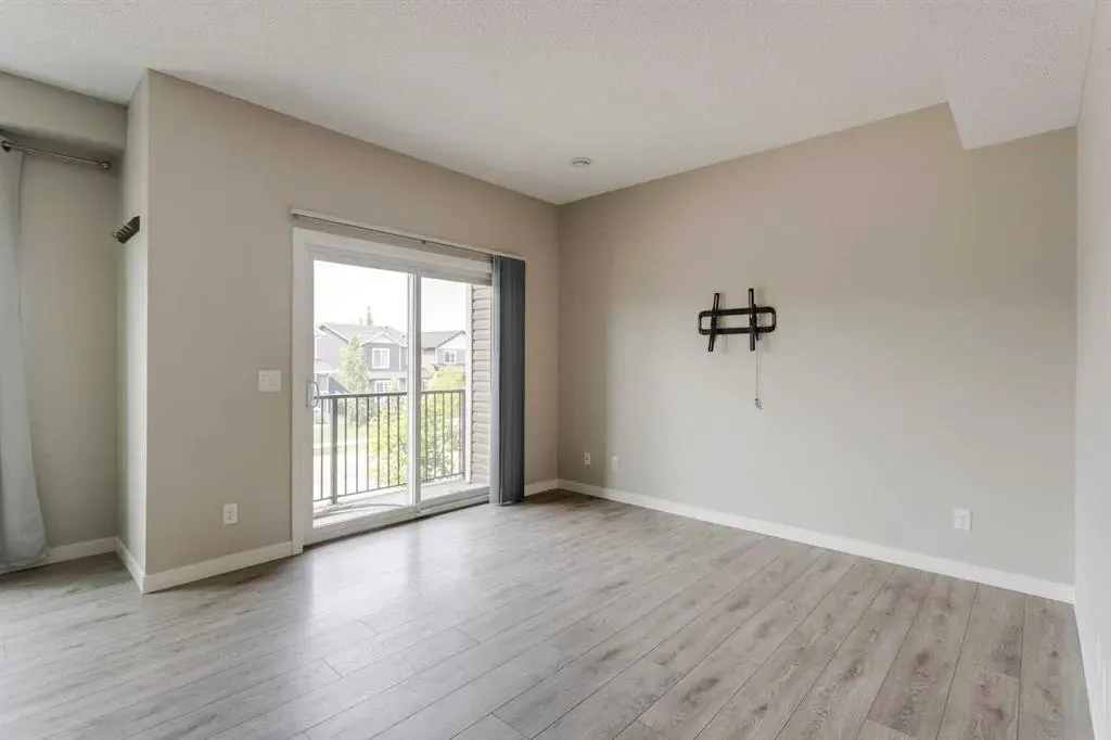 250 Fireside View, #1009