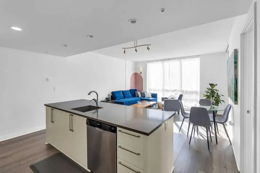 1118 12 Avenue SW, #1402