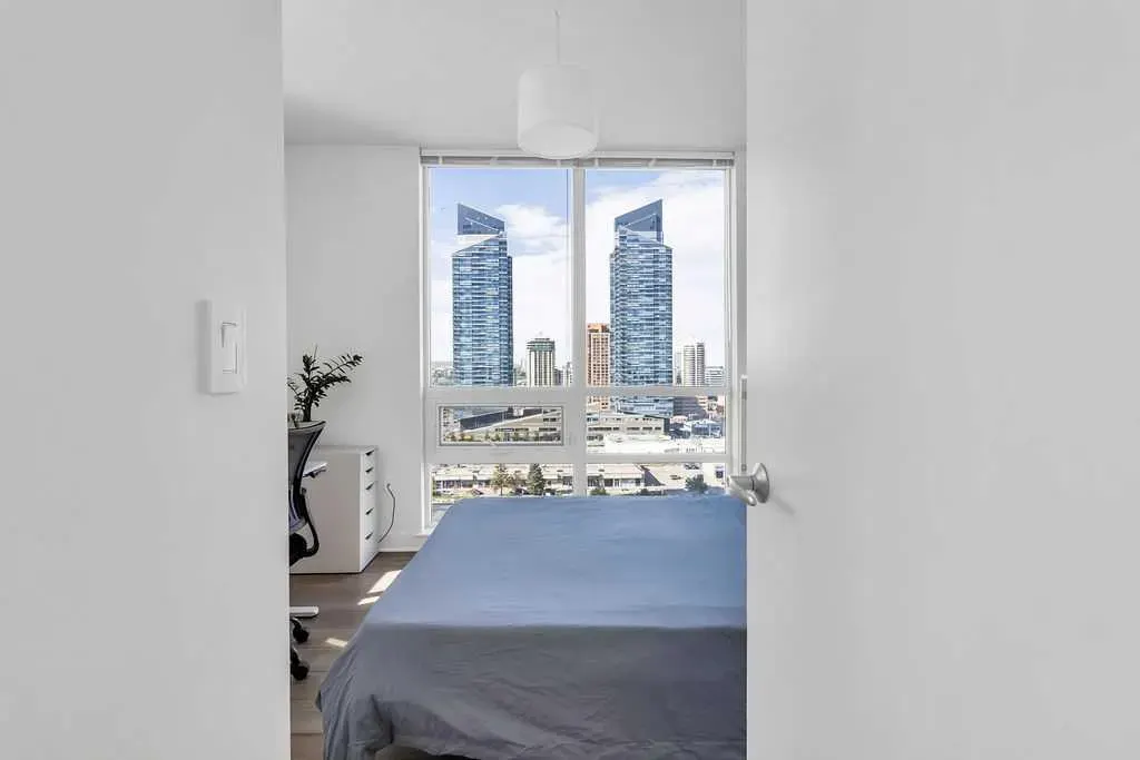 1118 12 Avenue SW, #1402