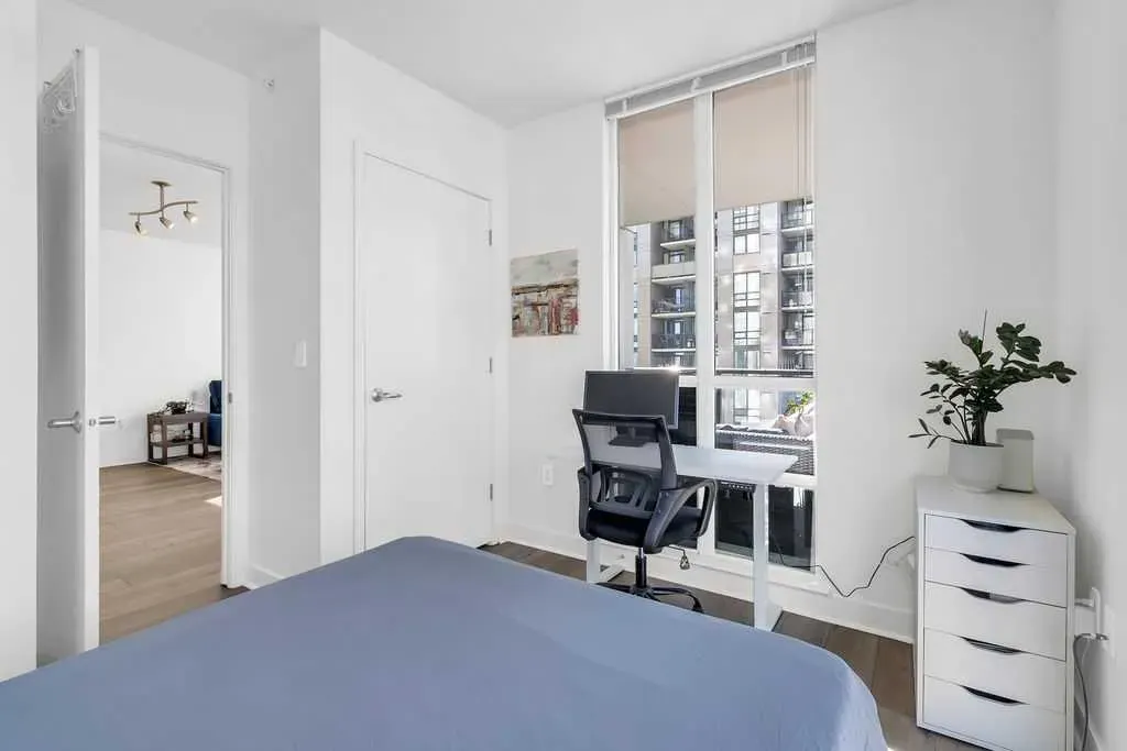 1118 12 Avenue SW, #1402
