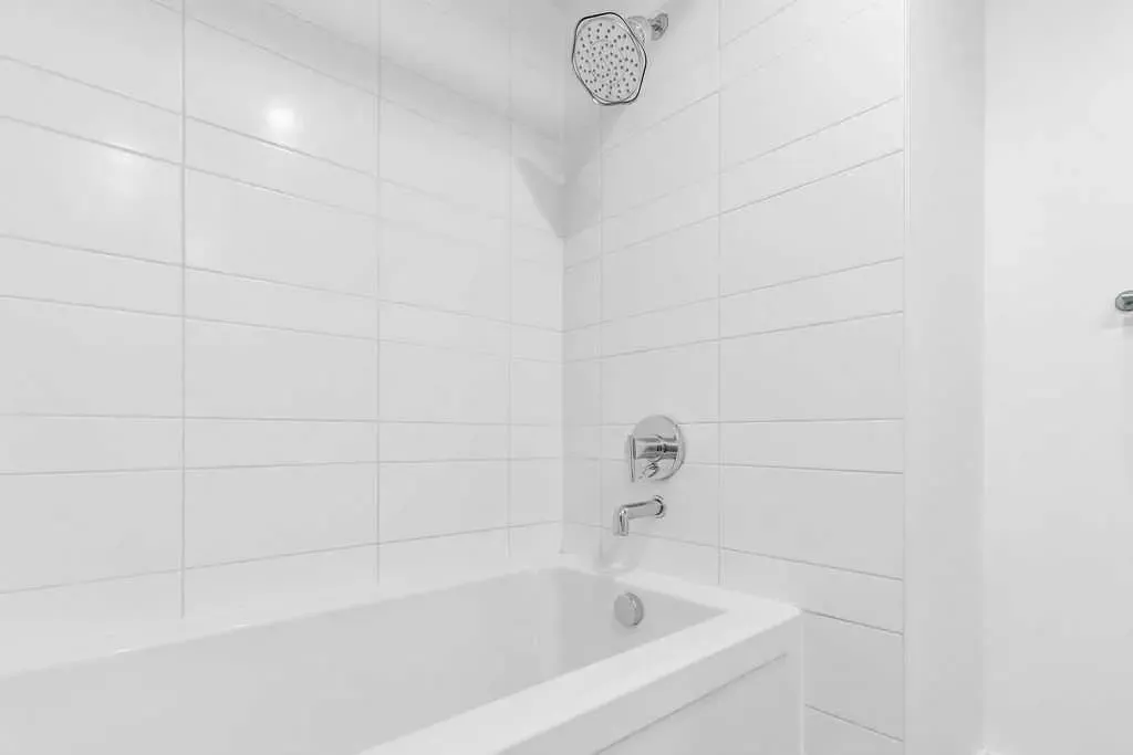 1118 12 Avenue SW, #1402