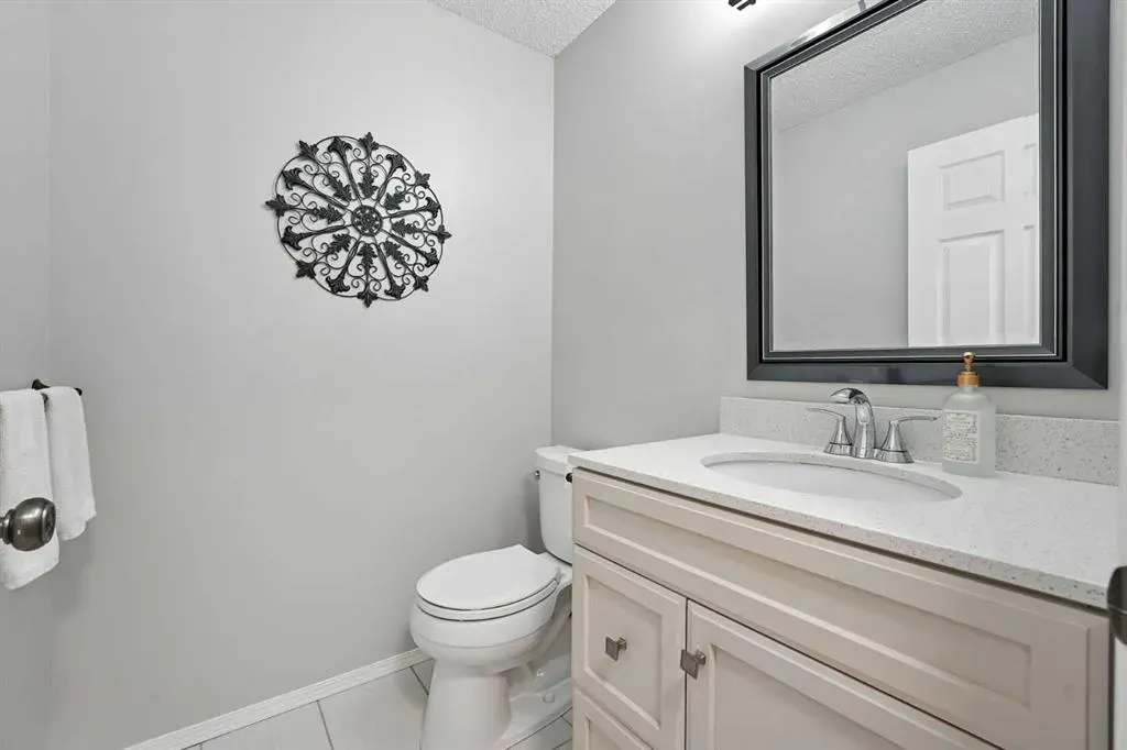 87 Macewan Park Circle NW