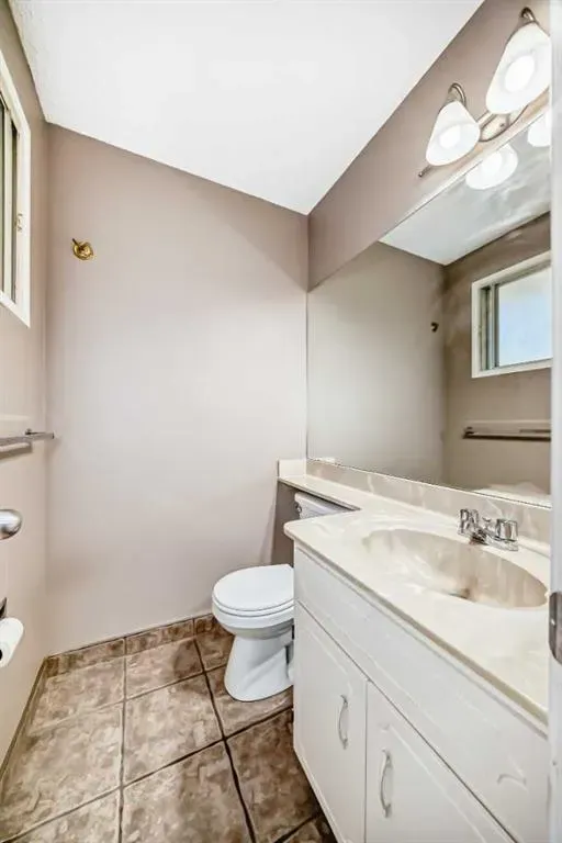 131 Bracewood Road SW