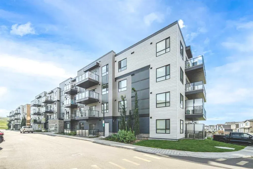 42 Cranbrook Gardens SE, #1208