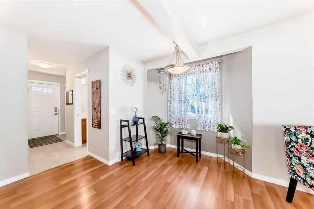 1 Spring Meadows Bay