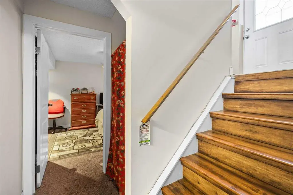 84 Fallswater Road NE