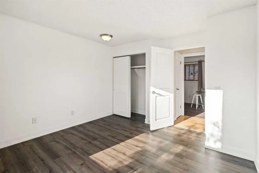 84 Fallswater Road NE