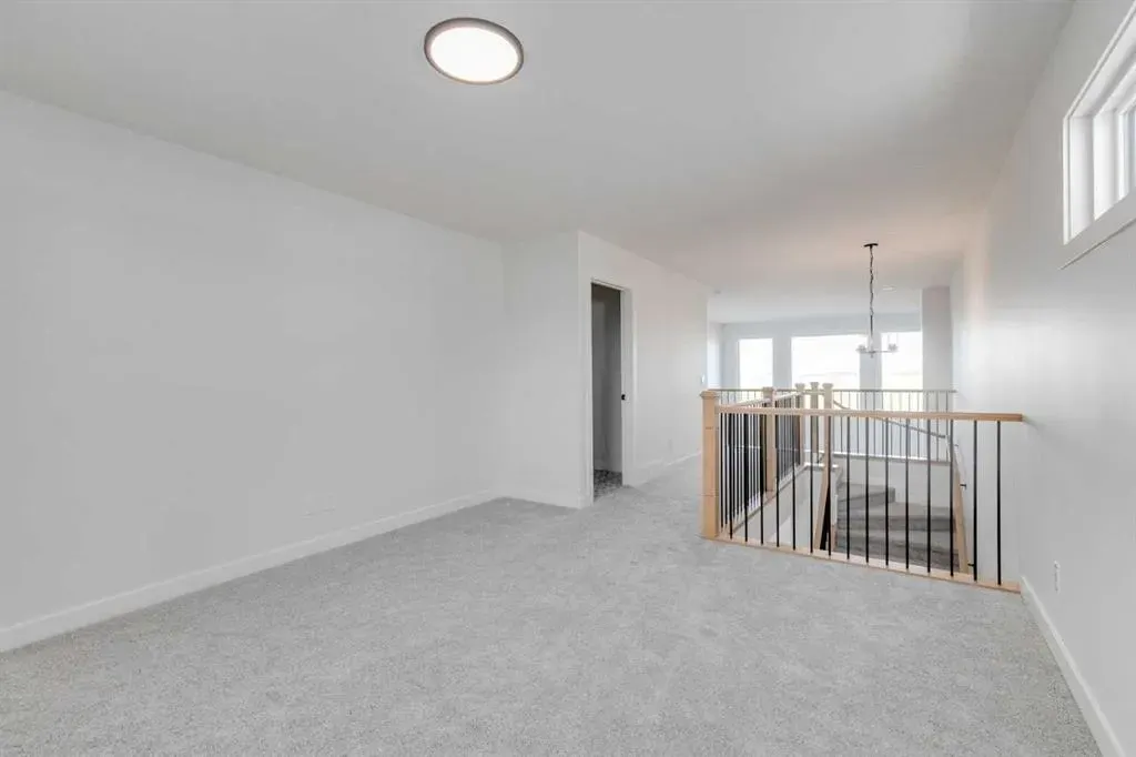 186 Northern Lights Crescent