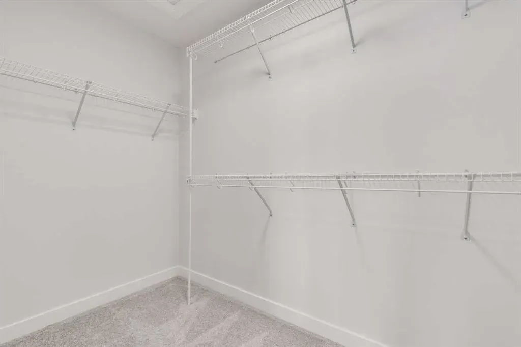 186 Northern Lights Crescent