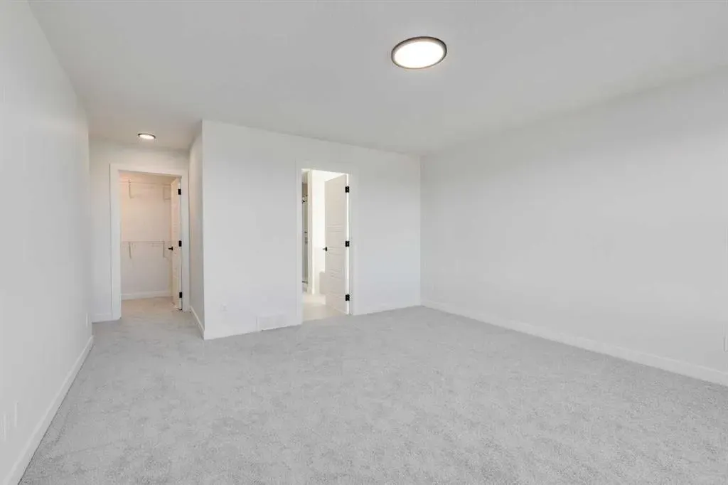 186 Northern Lights Crescent