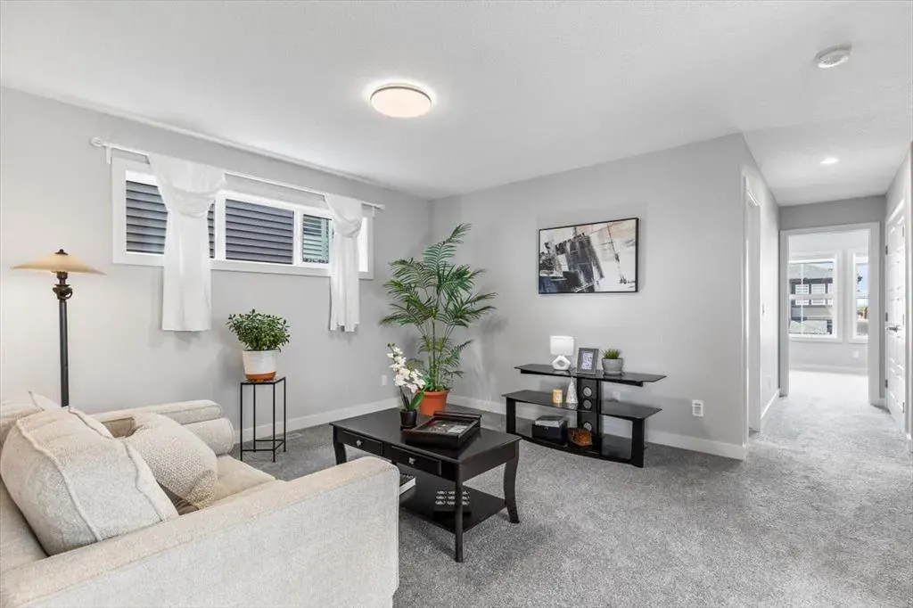 363 Precedence Hill