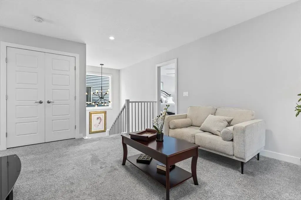 363 Precedence Hill