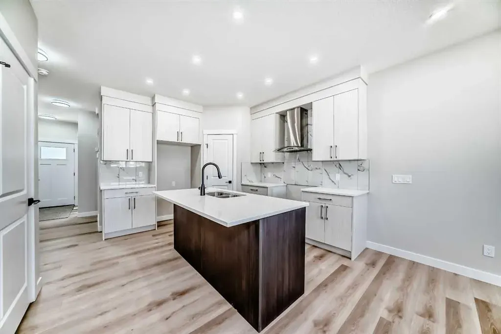 112 Belvedere Park SE