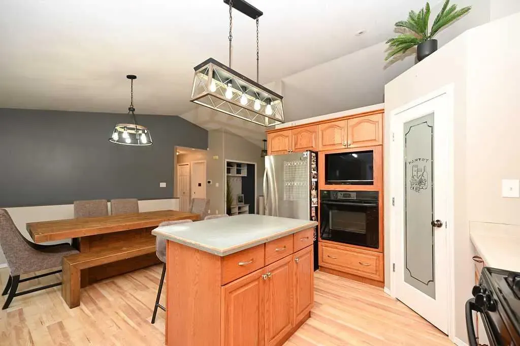 192042 Township Road 665