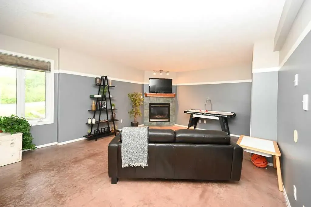 192042 Township Road 665