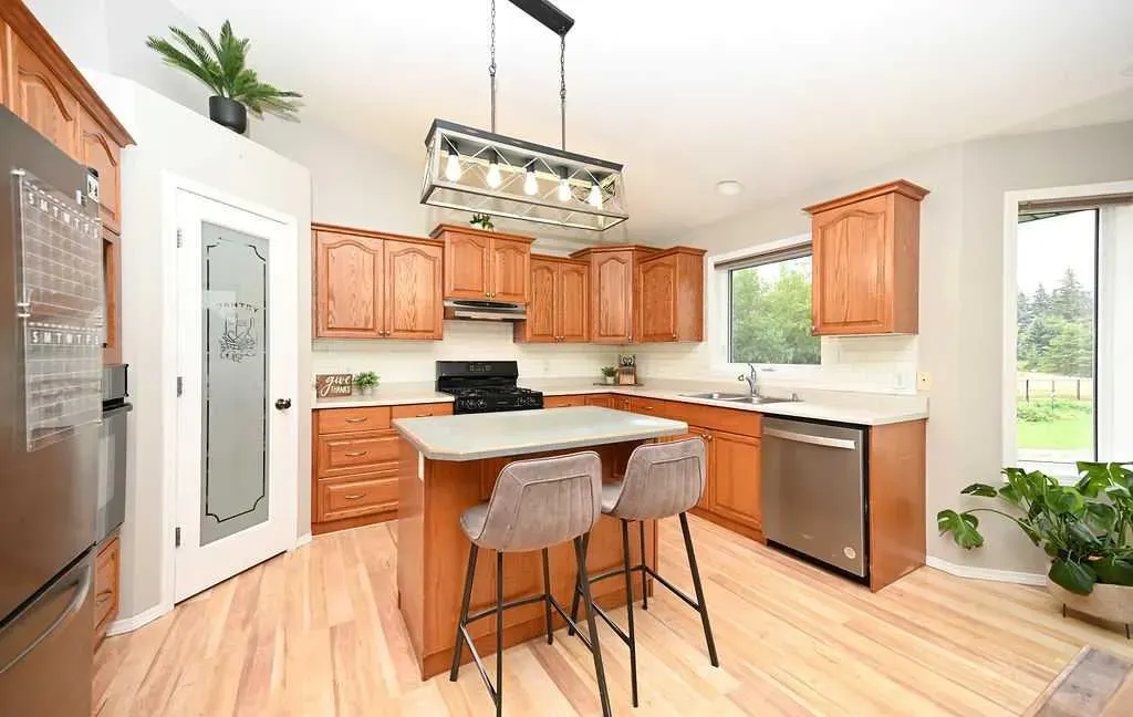 192042 Township Road 665