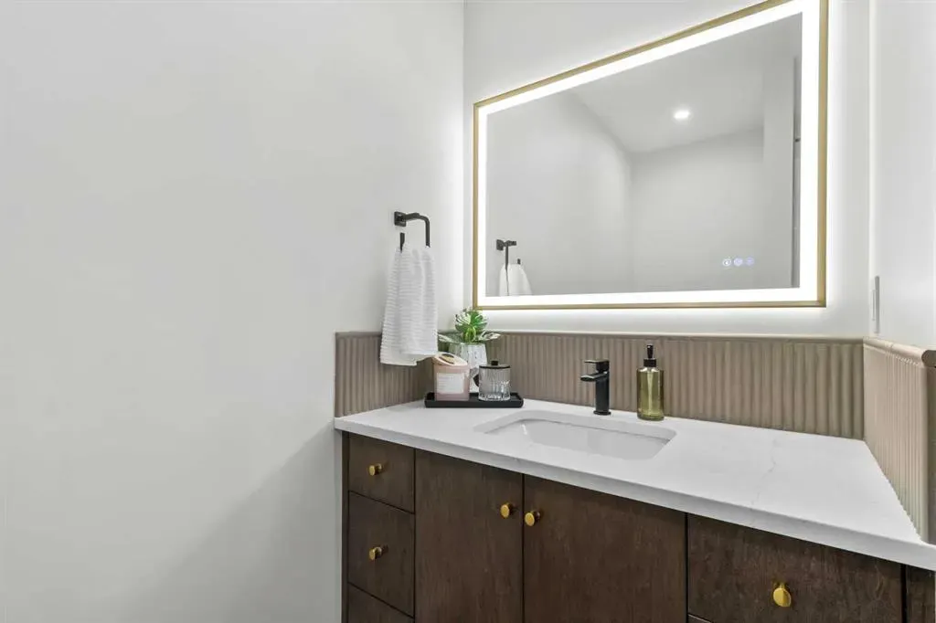 22 Aura Drive