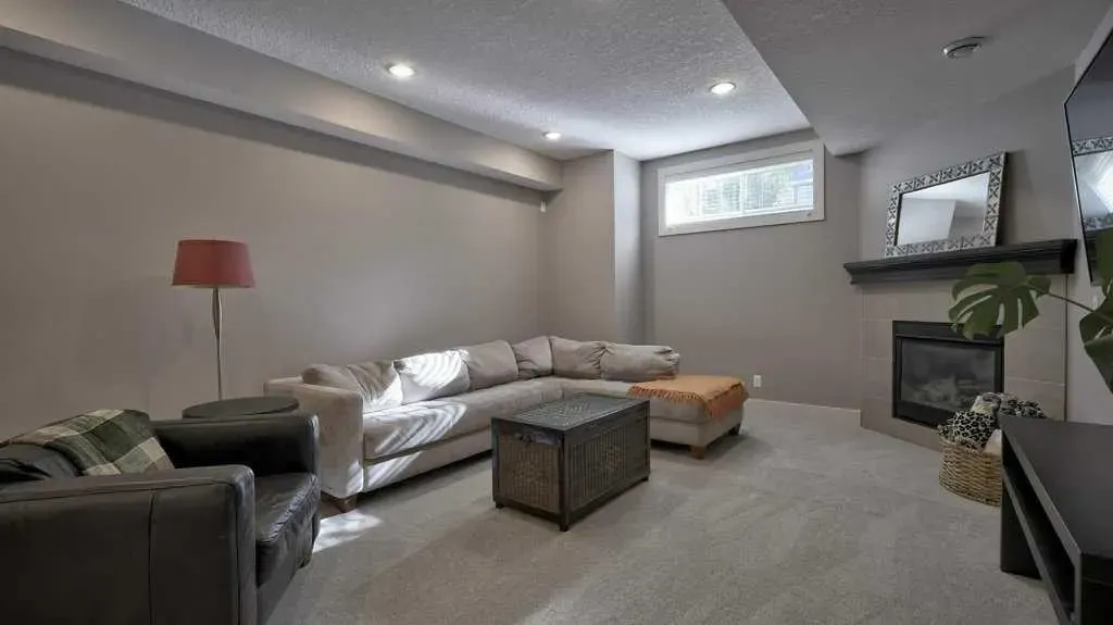41 Legacy Terrace SE