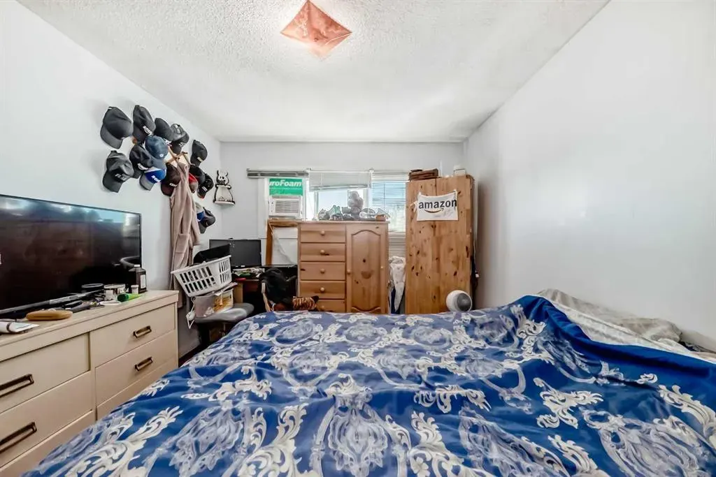 2833&2835 9 Avenue SE
