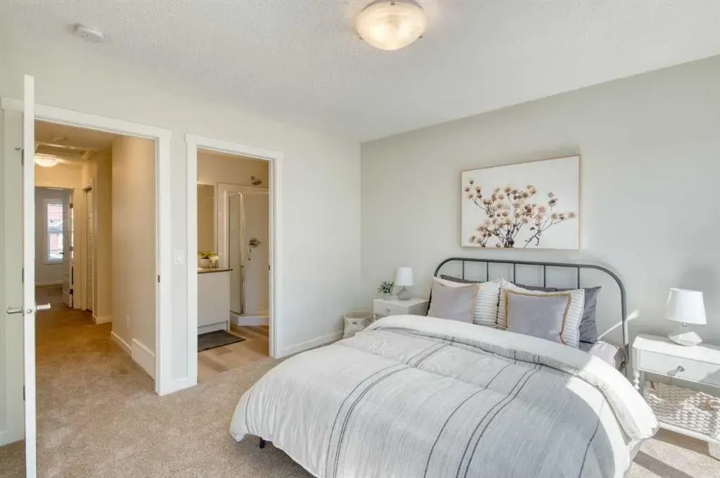 135 Mahogany Parade SE, #710
