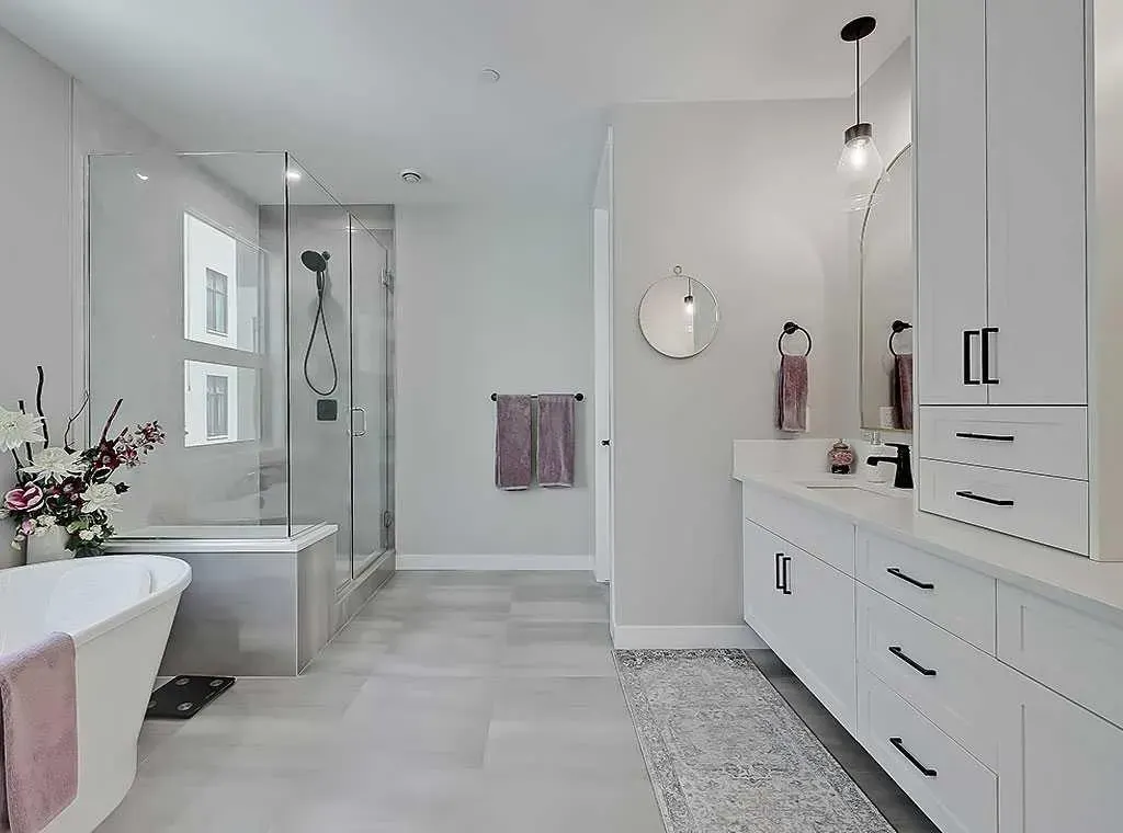 135 Lebel Crescent NW, #201