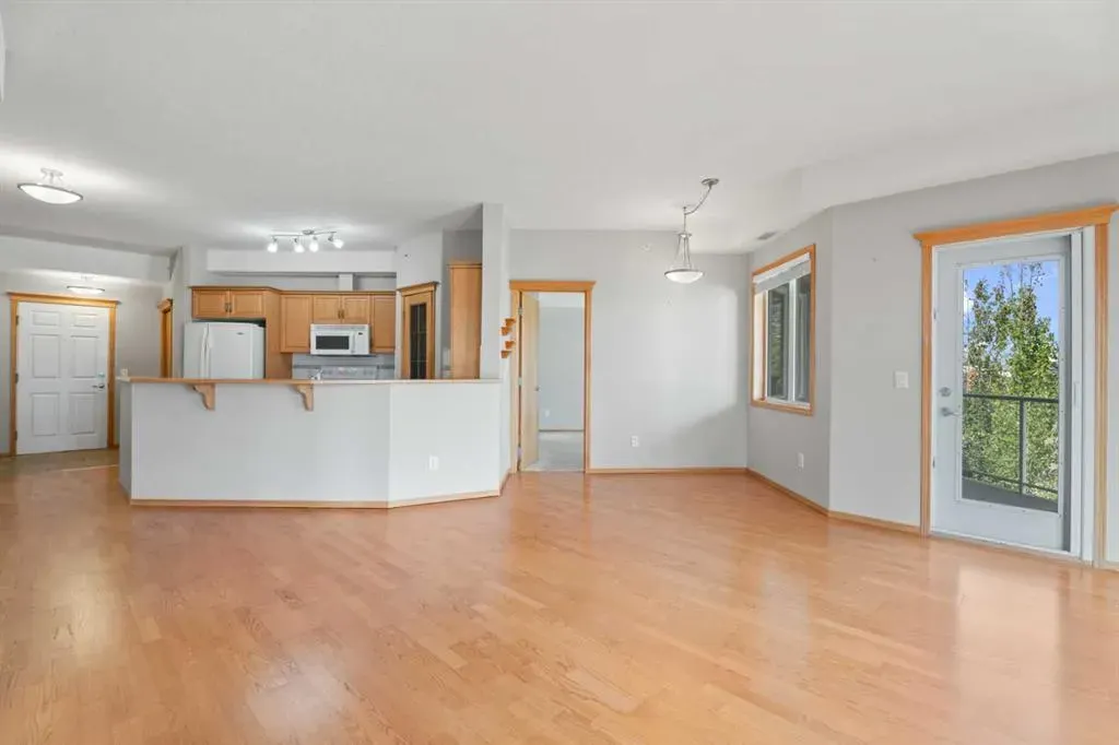 15 Everstone Drive SW, #207