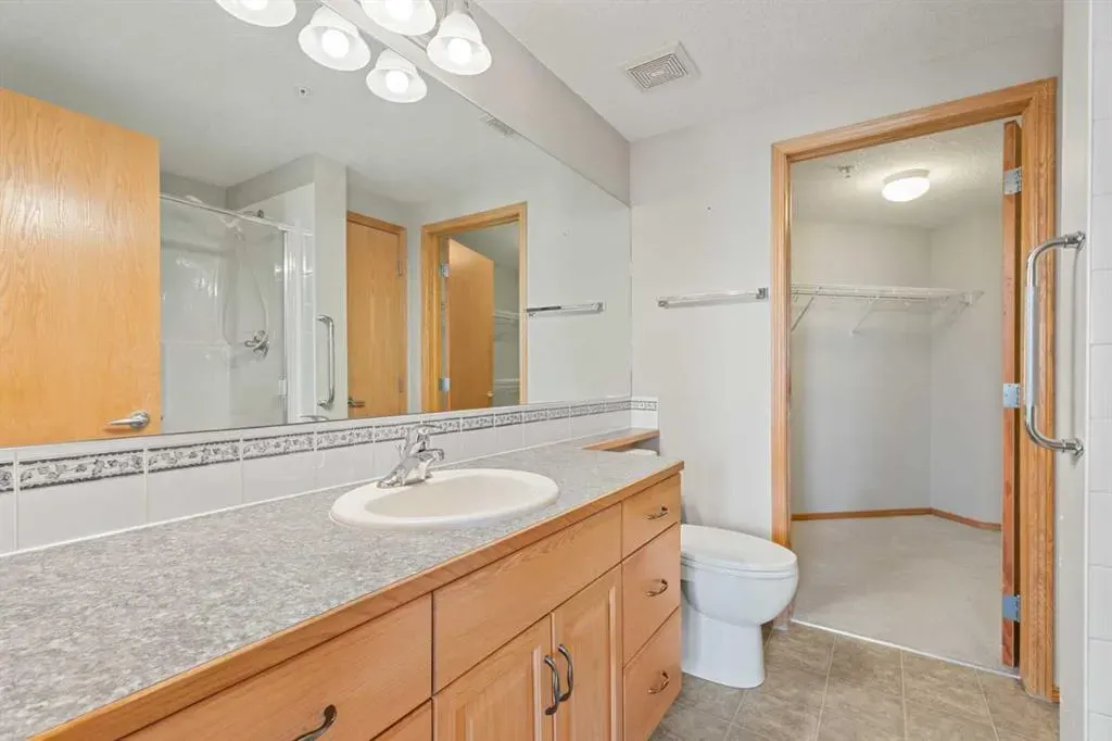 15 Everstone Drive SW, #207