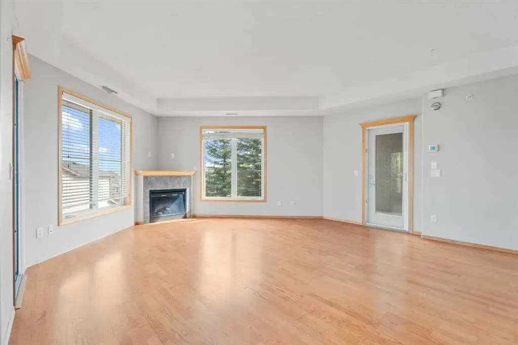 15 Everstone Drive SW, #207