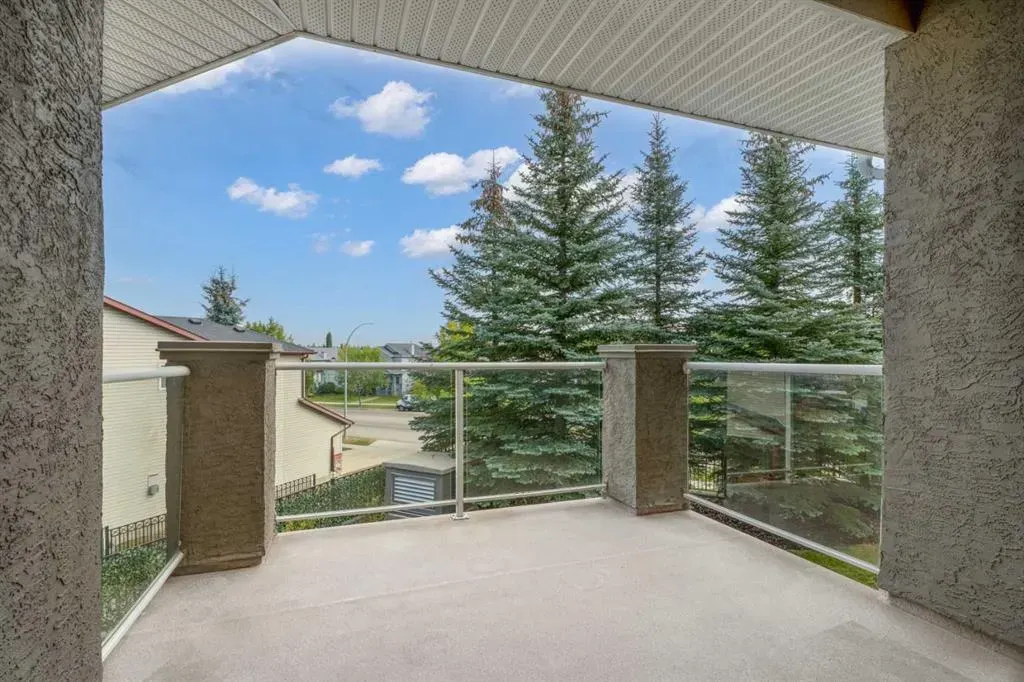 15 Everstone Drive SW, #207