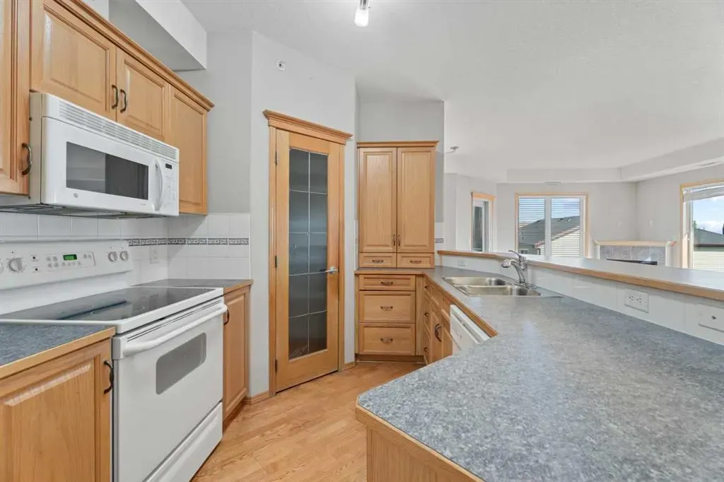 15 Everstone Drive SW, #207