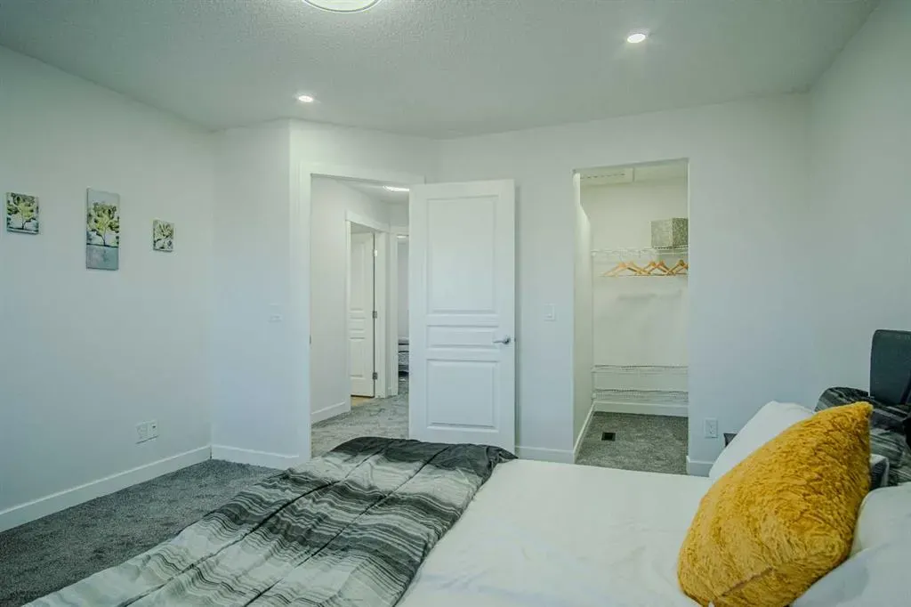23 Saddlebrook Gardens NE