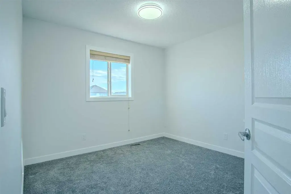23 Saddlebrook Gardens NE