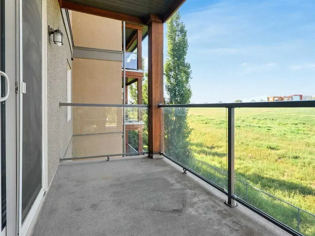 92 Crystal Shores Road, #4306