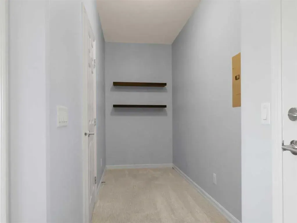 92 Crystal Shores Road, #4306