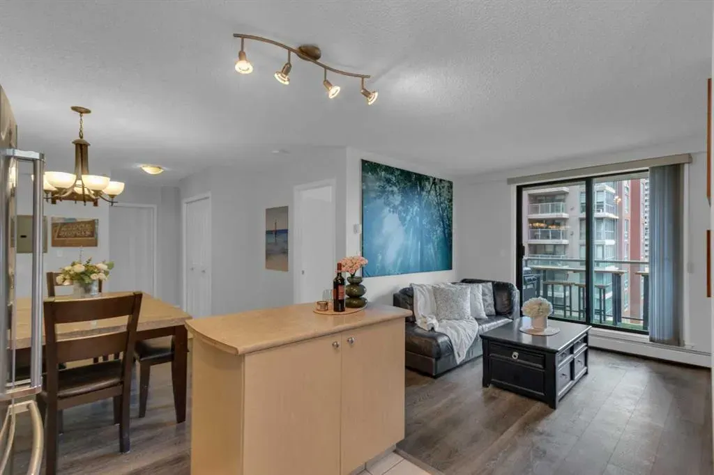 1111 6 Avenue SW, #1018