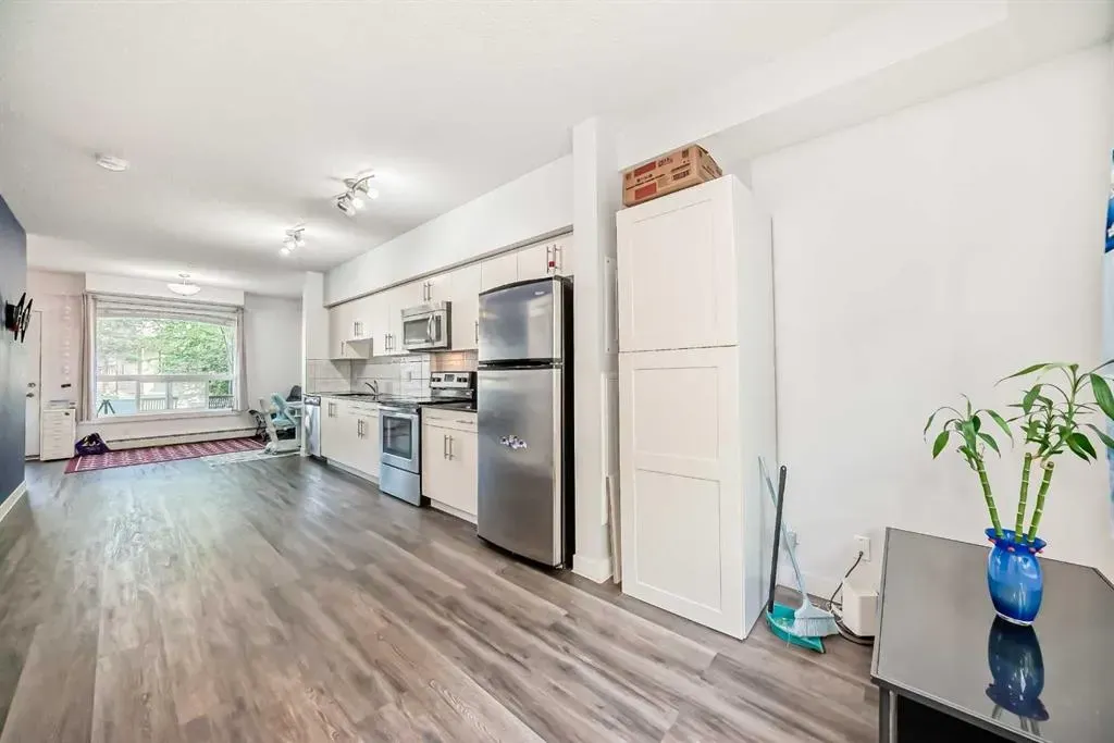 1740 9 Street NW, #106