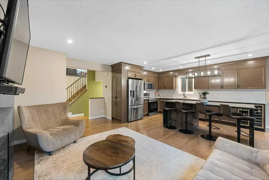 173 Bridleridge View SW