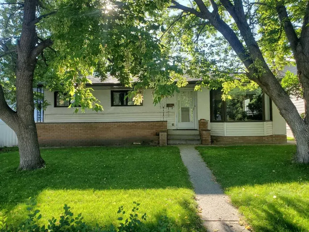 439 Arlington Drive SE