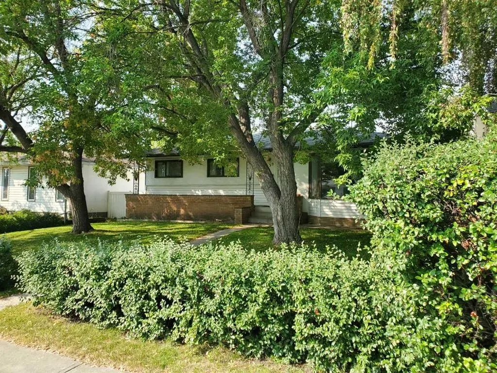 439 Arlington Drive SE
