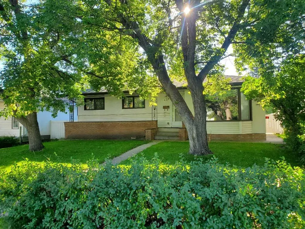 439 Arlington Drive SE