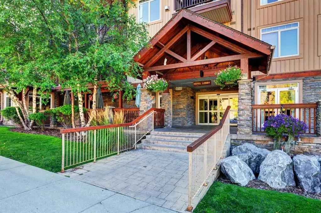190 Kananaskis Way, #410