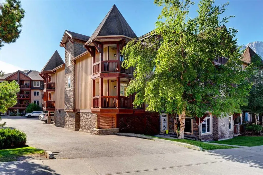 190 Kananaskis Way, #410
