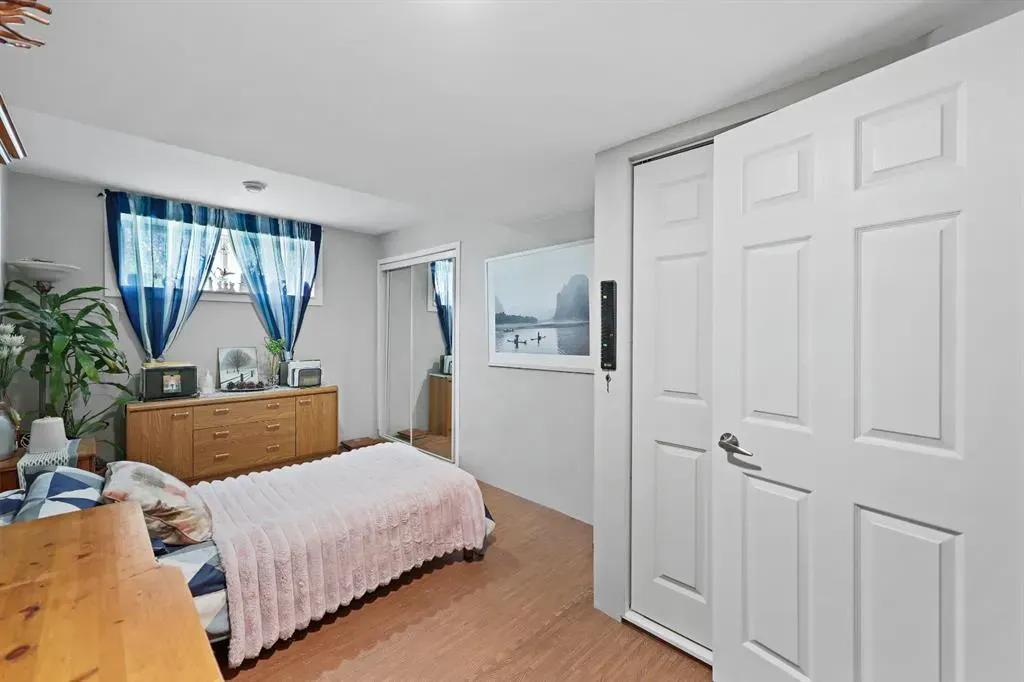 21 Willow Lane