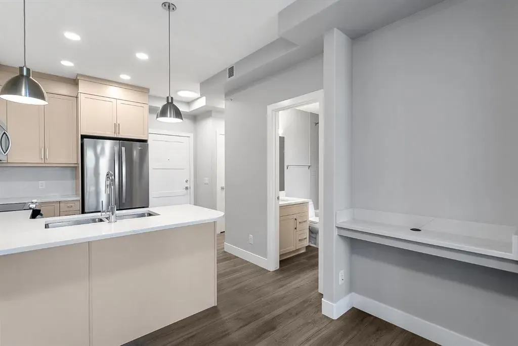 8355 19 Avenue SW, #416