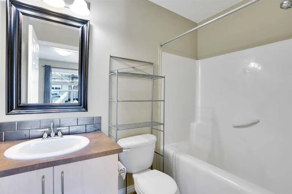 3174 New Brighton Gardens SE