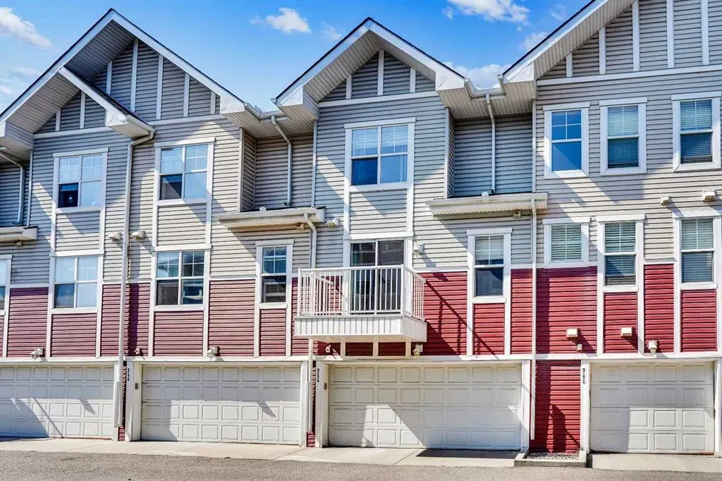 3174 New Brighton Gardens SE