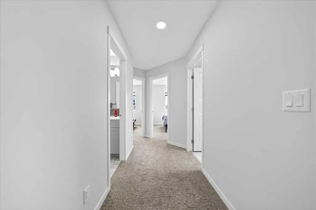 10 Lucas Close NW