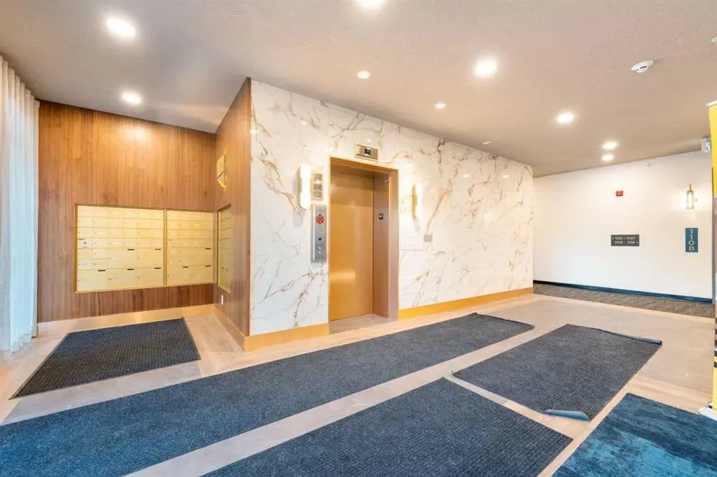 4270 Norford Avenue NW, #1218