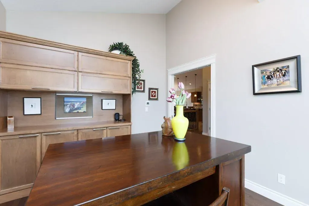 2413 Bayside Circle SW